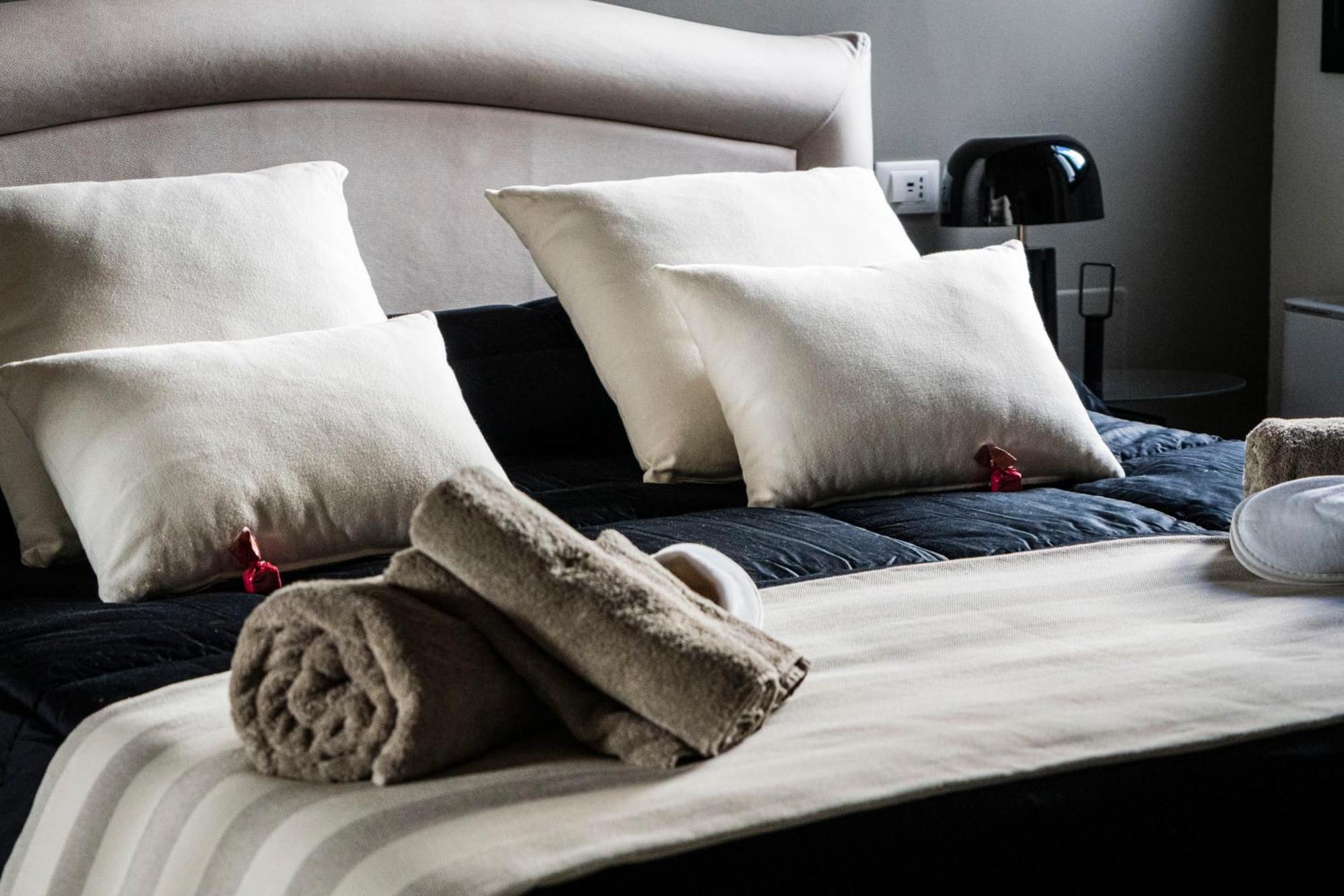 Galatina Suites Boutique - Luxury Experience In Salento الغرفة الصورة